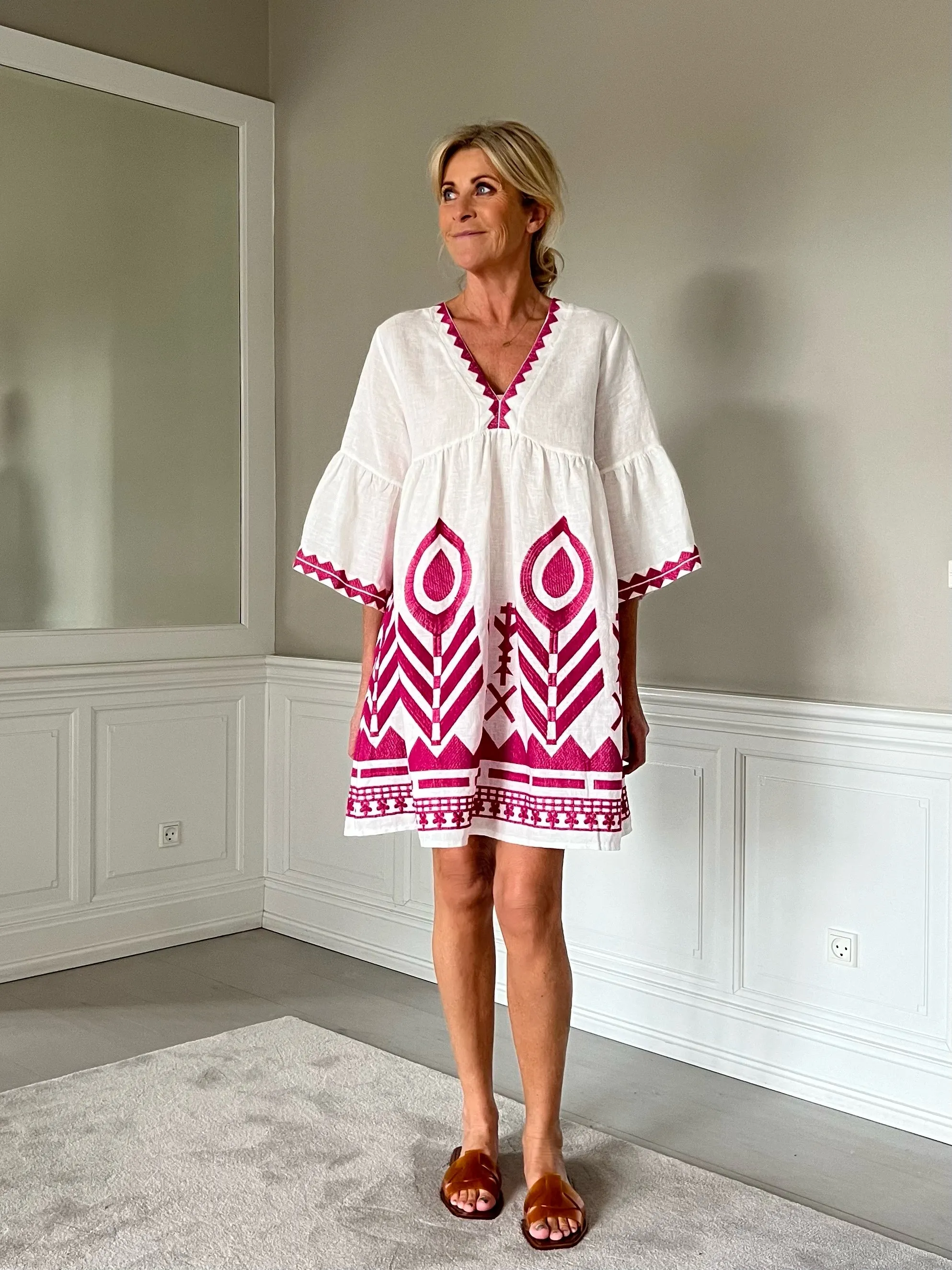 147555 | Greek Archaic Kori - Short Feather Bell Pink