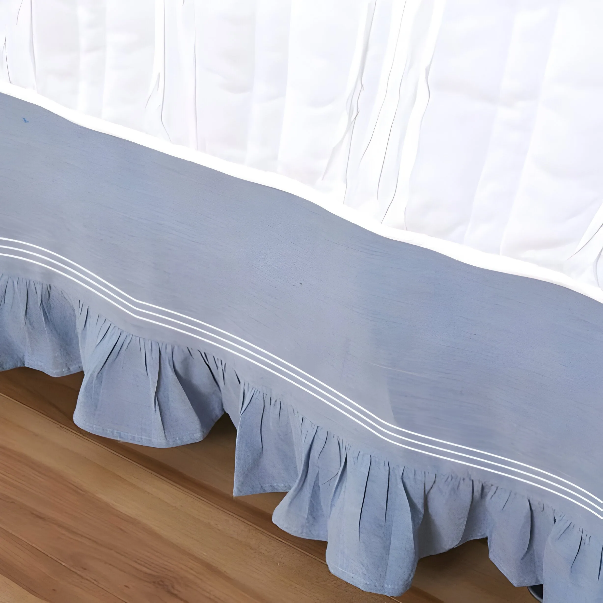 200TC Yarn Dyed Chambray Indigo Blue Triple Embroidery Ruffle Bed Skirt