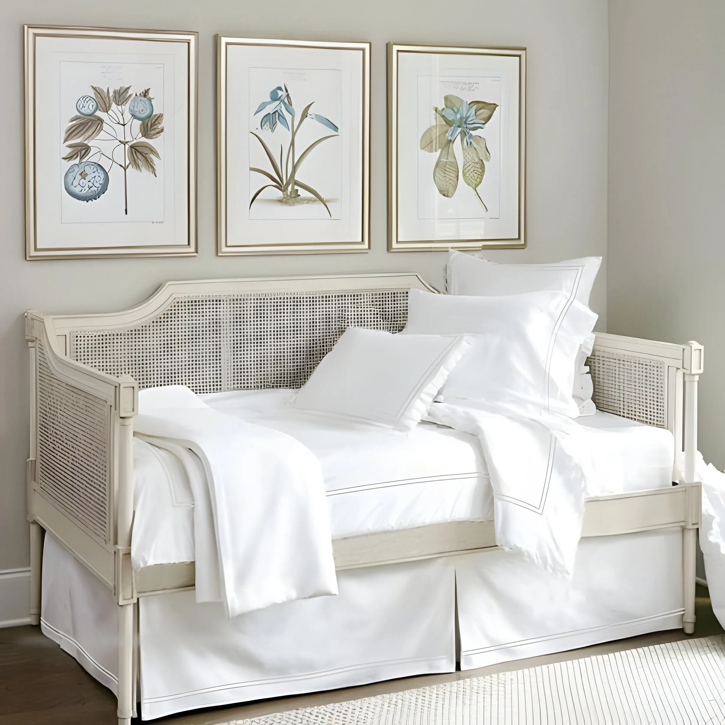 400TC Daybed Sateen Solid Cotton Double Embroidered Tailored Bed Skirt