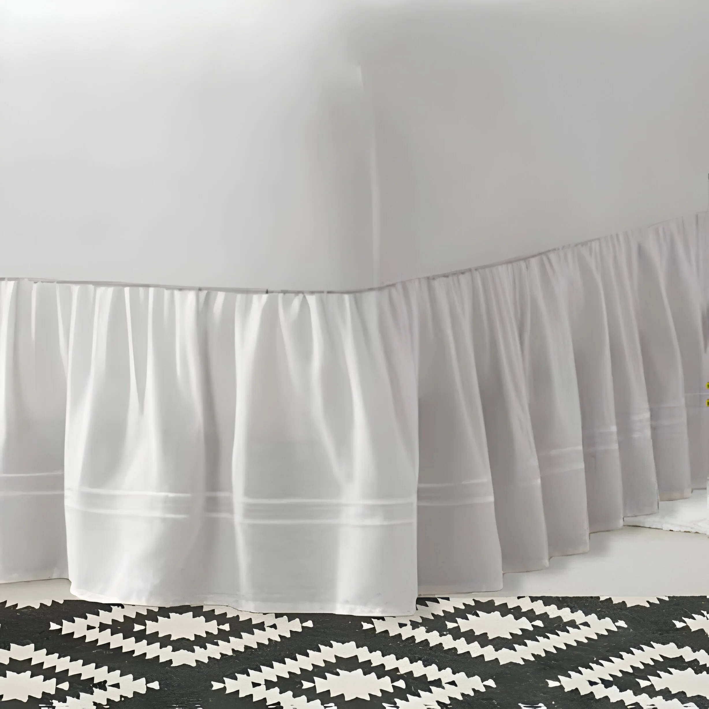 400TC Sateen Solid Cotton Double Embroidered Gathered Bed Skirt