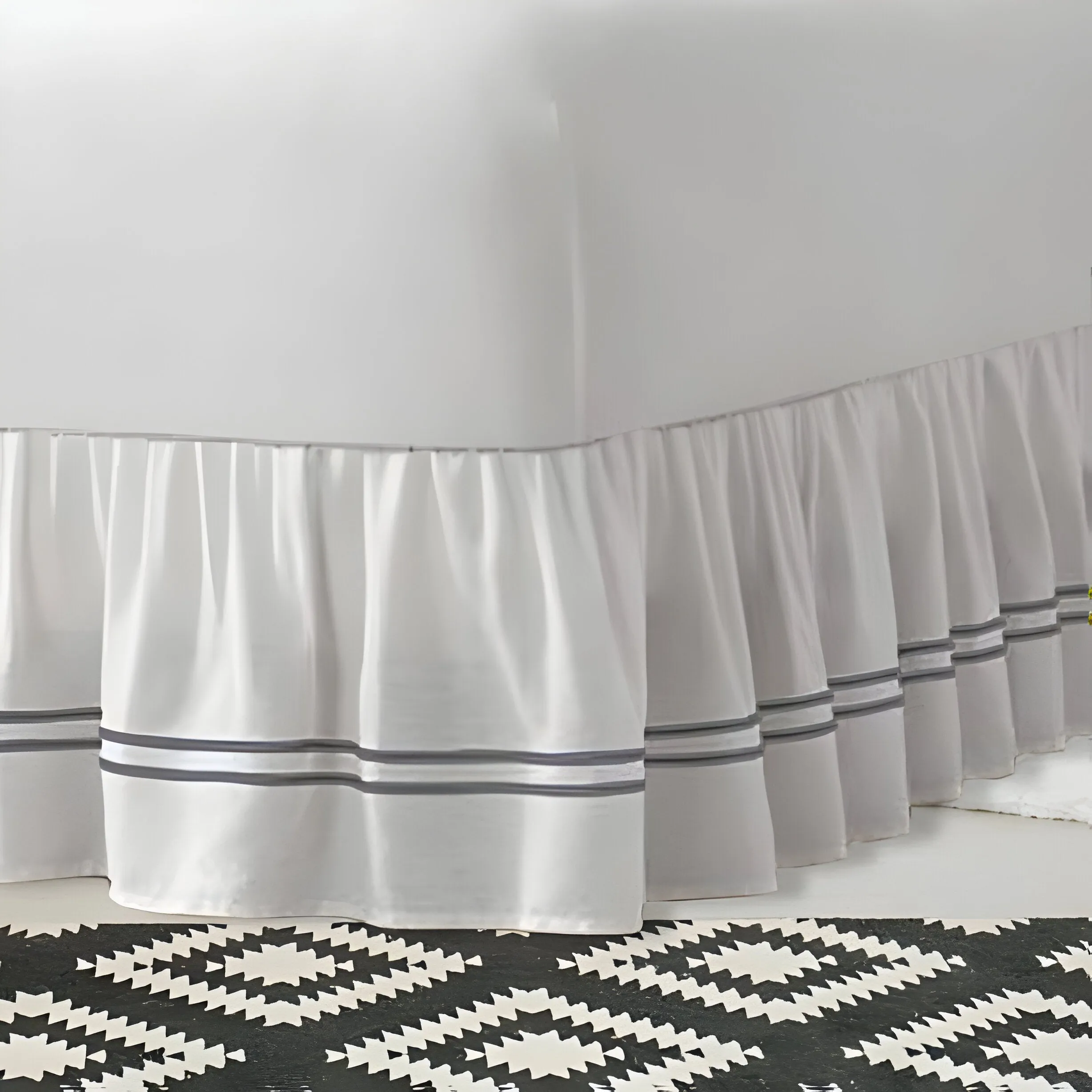 400TC Sateen Solid Cotton Double Embroidered Gathered Bed Skirt