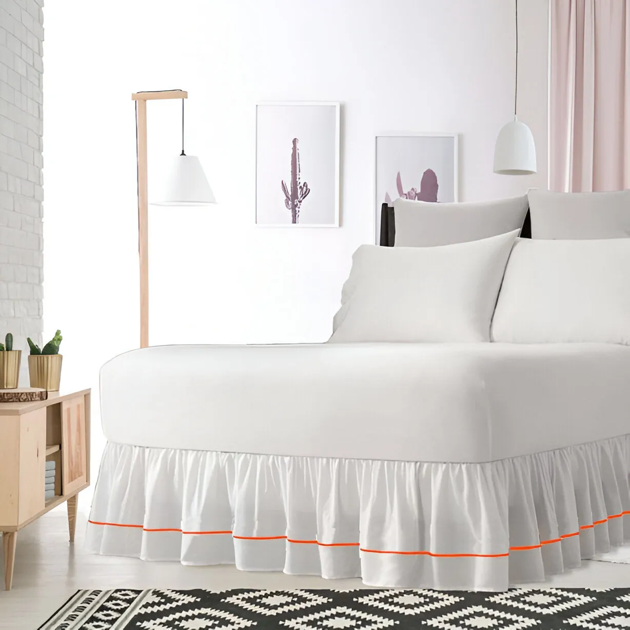 400TC Sateen Solid Cotton Single Embroidered Gathered Bed Skirt