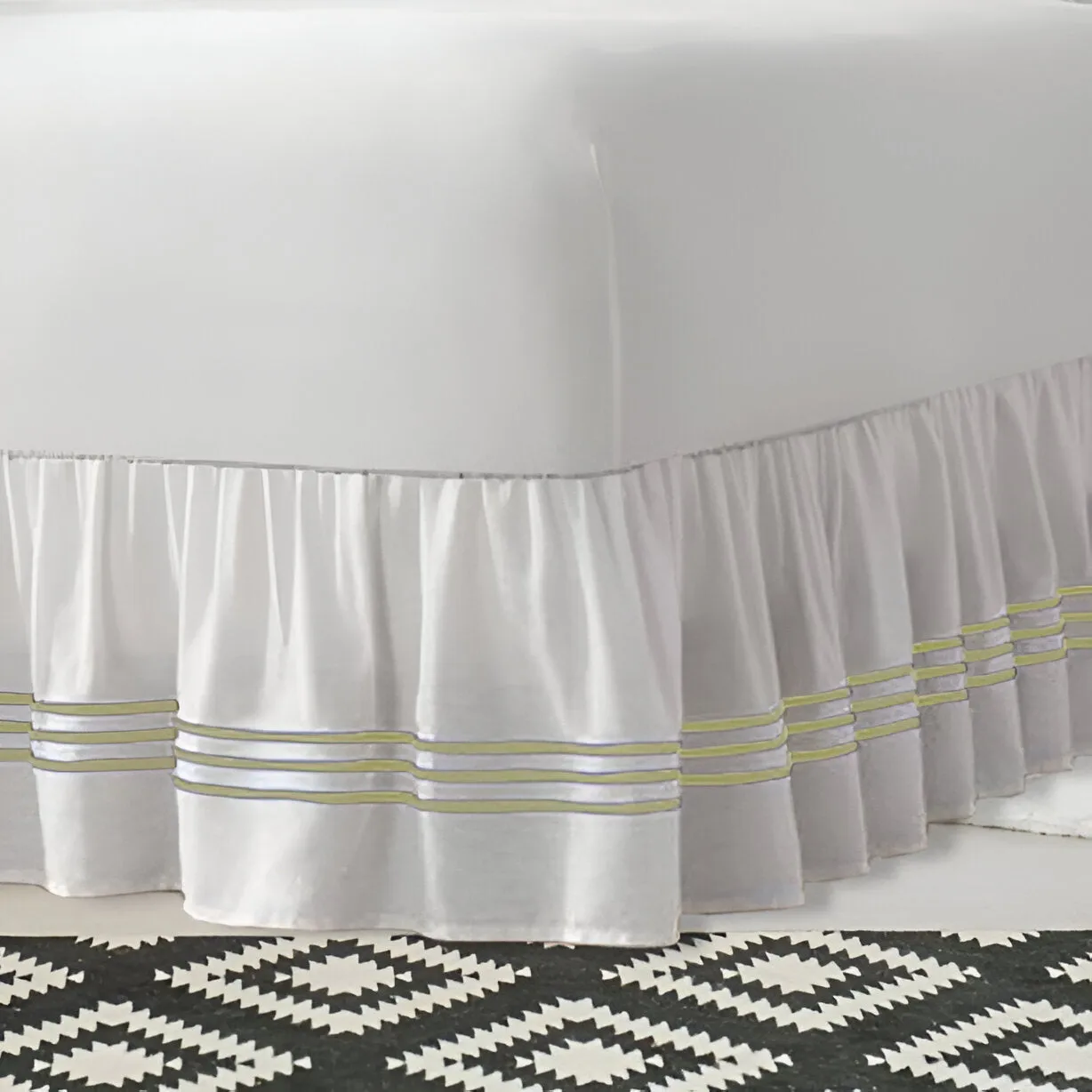 400TC Sateen Solid Cotton Triple Embroidered Gathered Bed Skirt