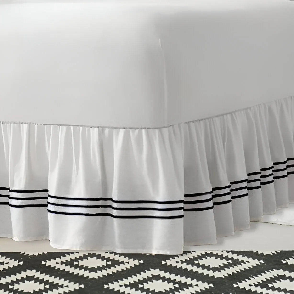 400TC Sateen Solid Cotton Triple Embroidered Gathered Bed Skirt