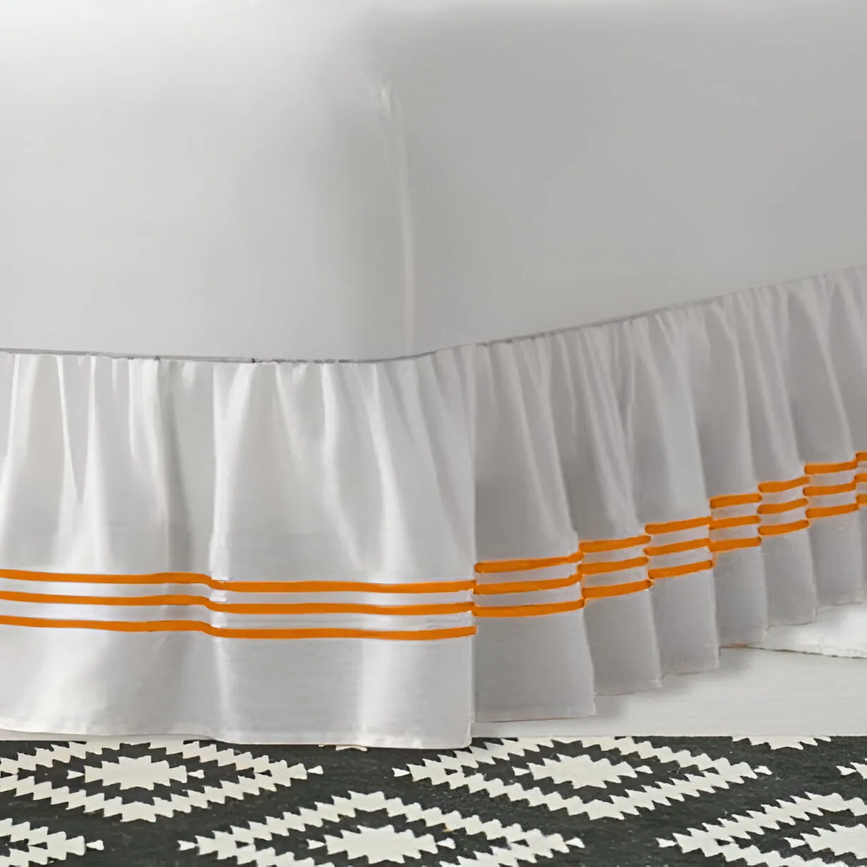 400TC Sateen Solid Cotton Triple Embroidered Gathered Bed Skirt