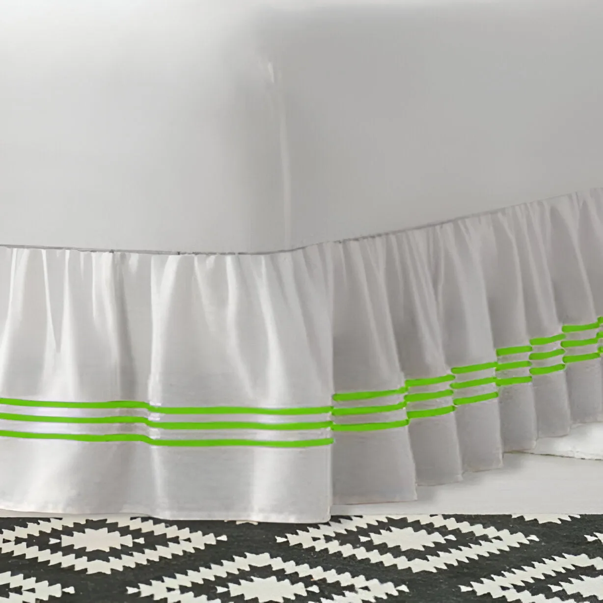 400TC Sateen Solid Cotton Triple Embroidered Gathered Bed Skirt