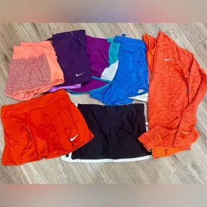 7 Item Nike Bundle - Size Small