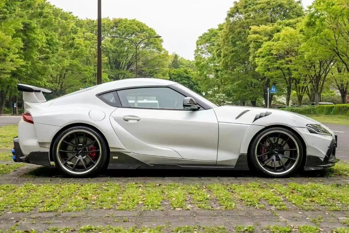 A90 Toyota Supra MK5 Carbon Fibre Side Skirts