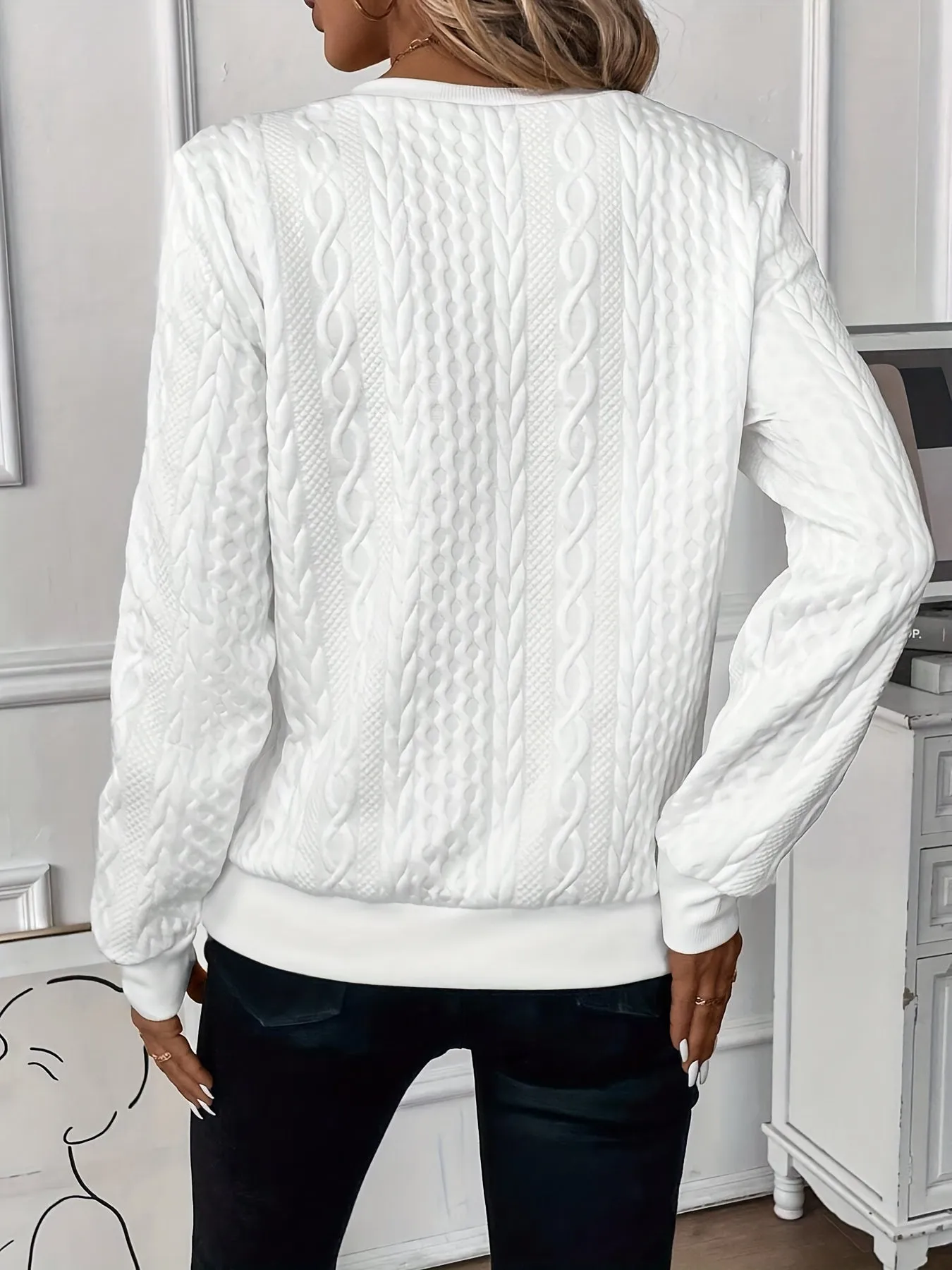 Agata - Cable Sweater with Decorative Zipper