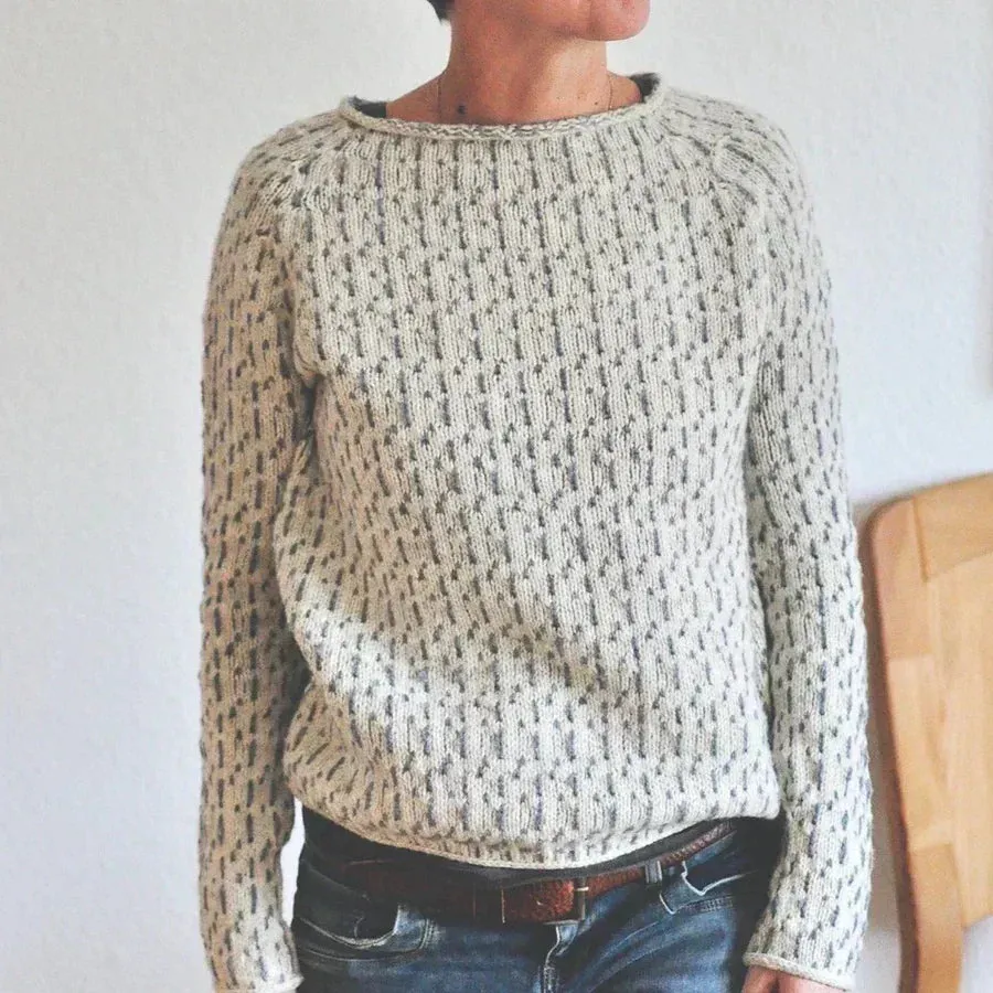 Amelia Elegant Knit Pullover