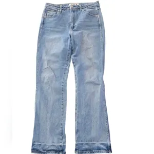 AMO Bella Women’s Blue Jeans in Baby Blues High Rise Light Medium Wash 29
