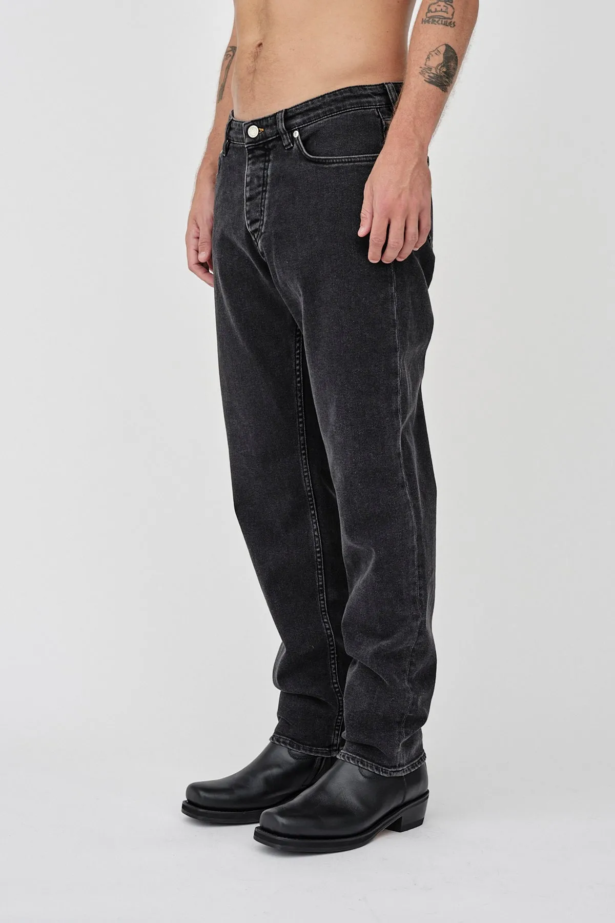 Archer - Clean Dark Grey