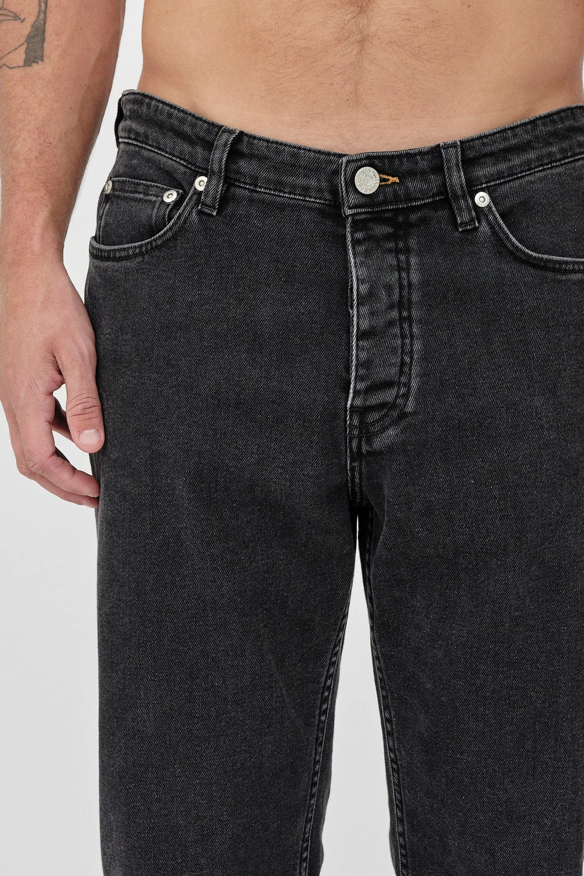 Archer - Clean Dark Grey