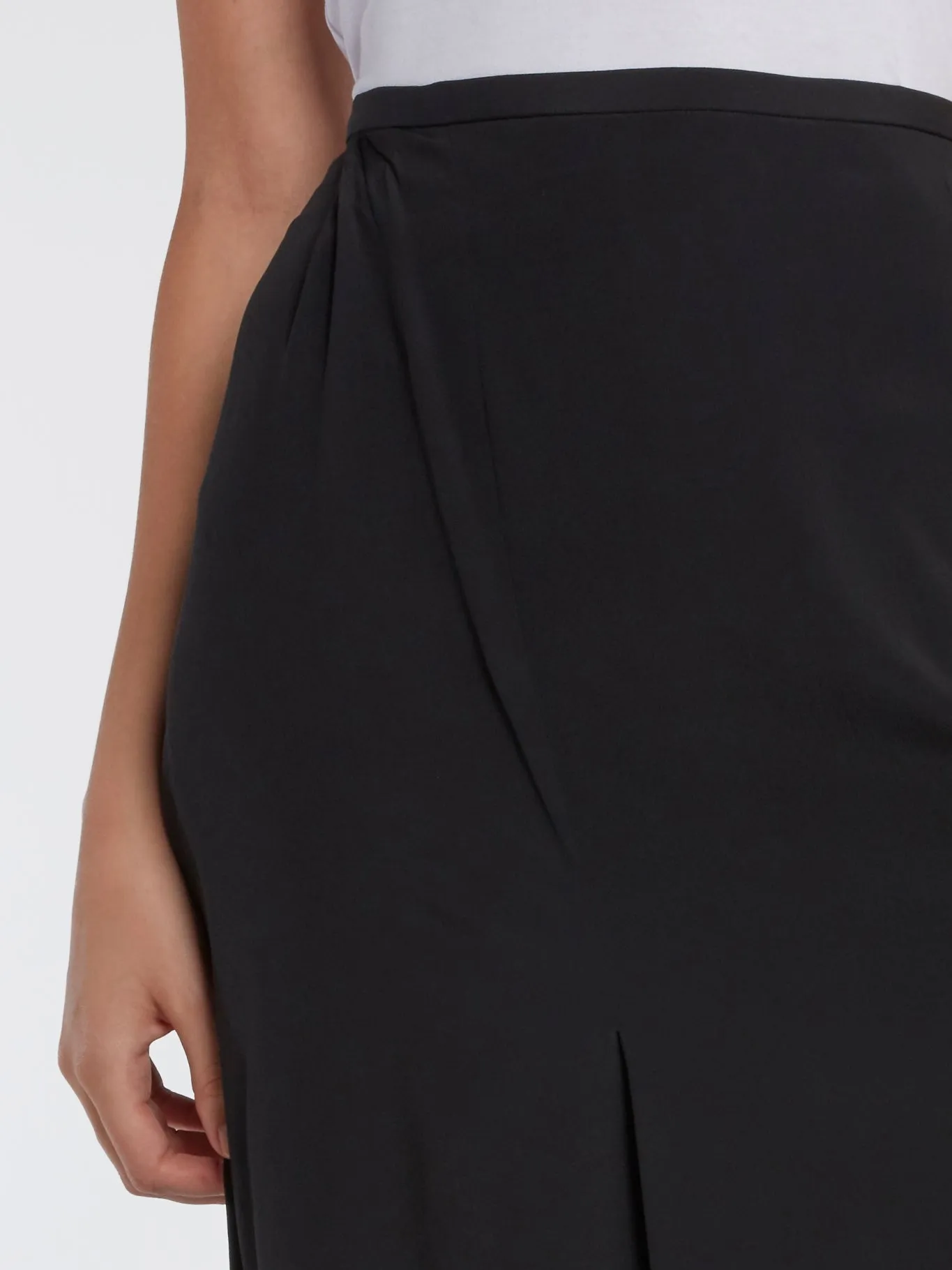 Black Slit Detail Maxi Skirt