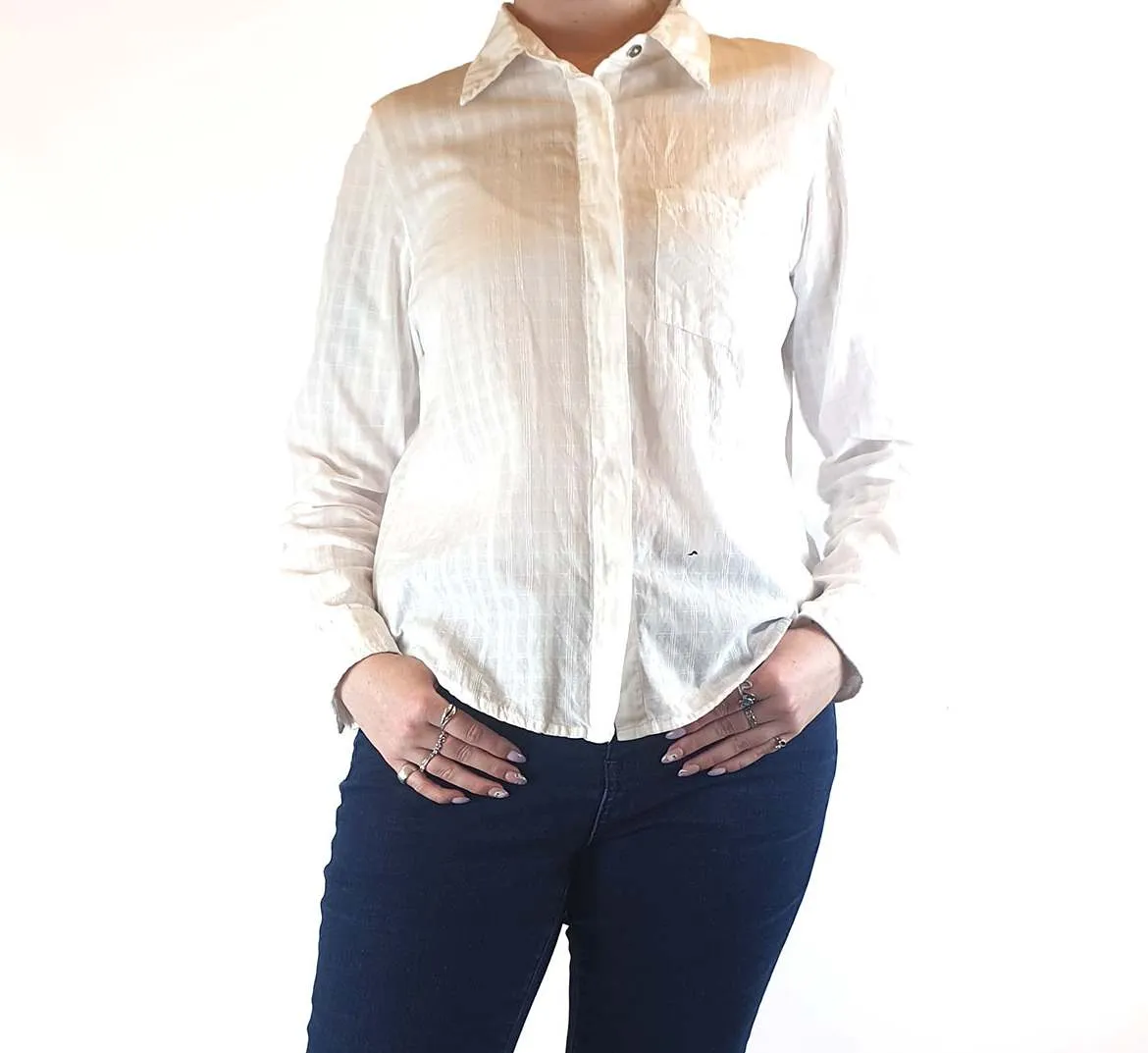 Boom Shankar white shirt best fits 12