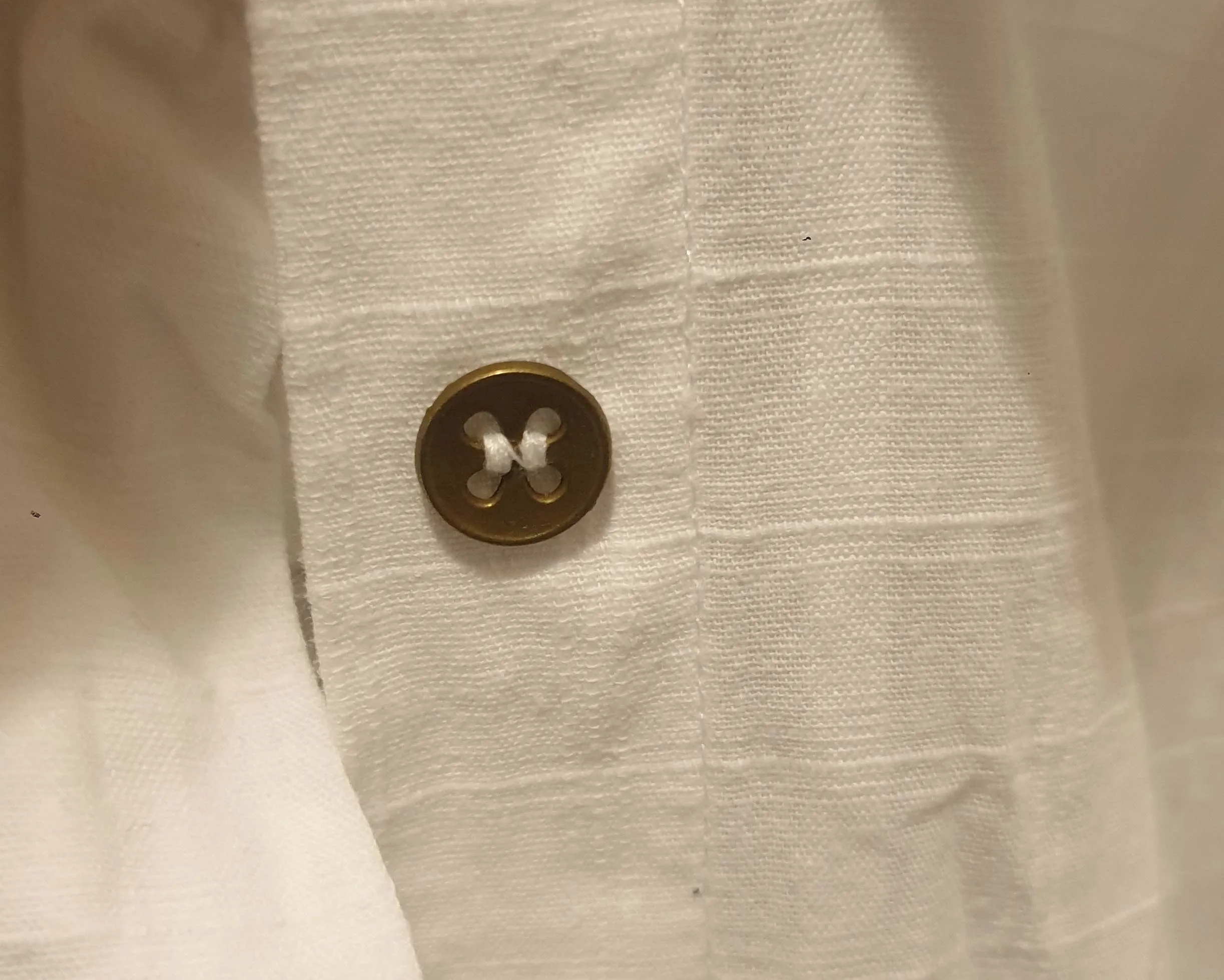 Boom Shankar white shirt best fits 12