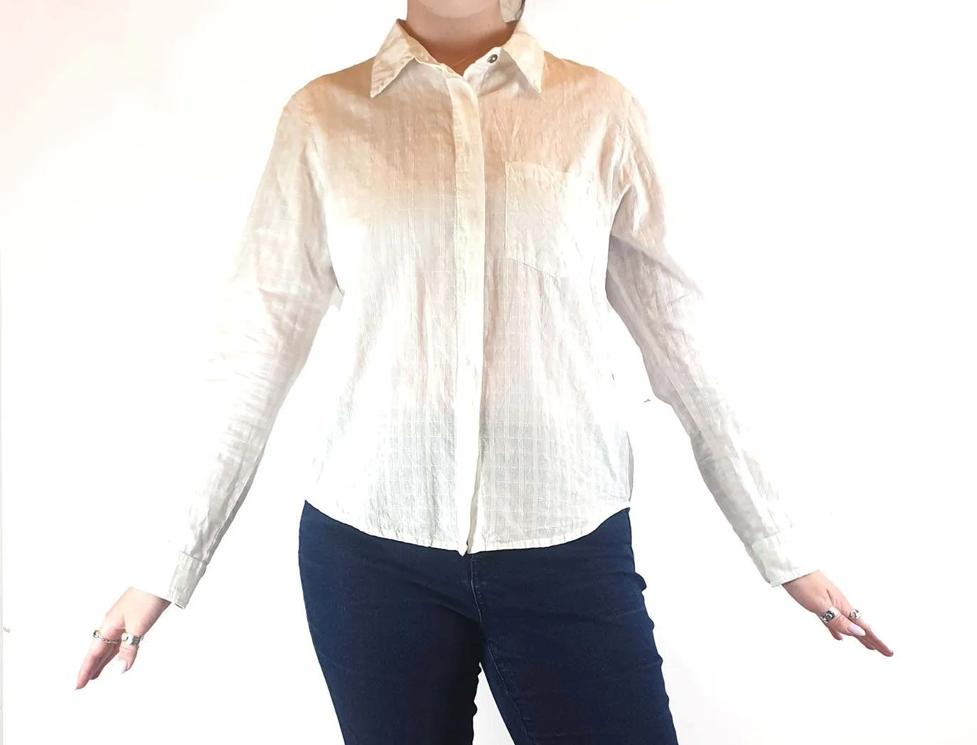 Boom Shankar white shirt best fits 12