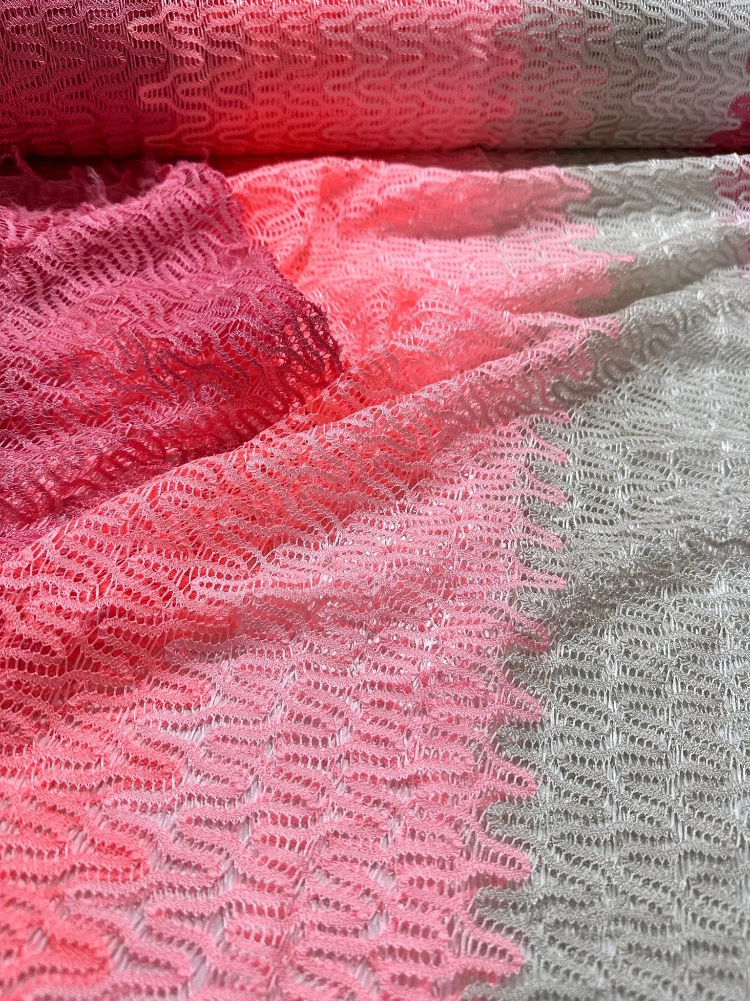 Chevron Zigzag Knit Jersey Fabric in Pink White