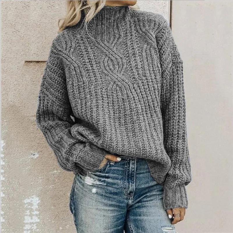 Chunky knit jumper for women - cozy jumper with cable knit pattern
