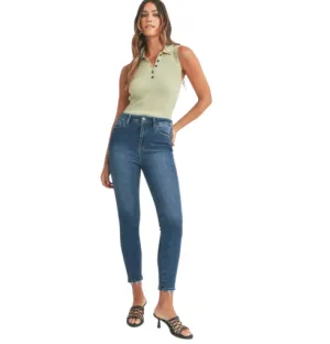 CLASSIC SKINNY JEANS // FINAL SALE