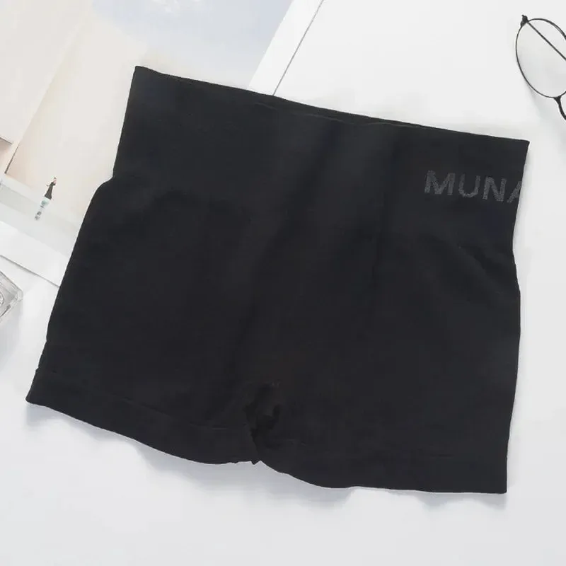 Comfort and Confidence: Women's Seamless Safety Shorts for Ultimate Protection