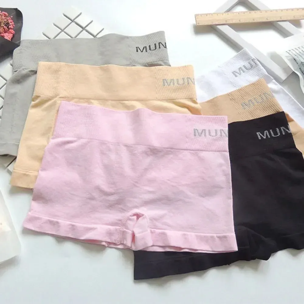 Comfort and Confidence: Women's Seamless Safety Shorts for Ultimate Protection