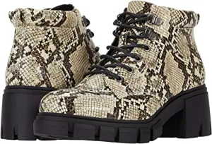 Dirty Laundry by Chinese Laundry Women's NO Doubt Fashion Boot, Cream/Black, 8.5
