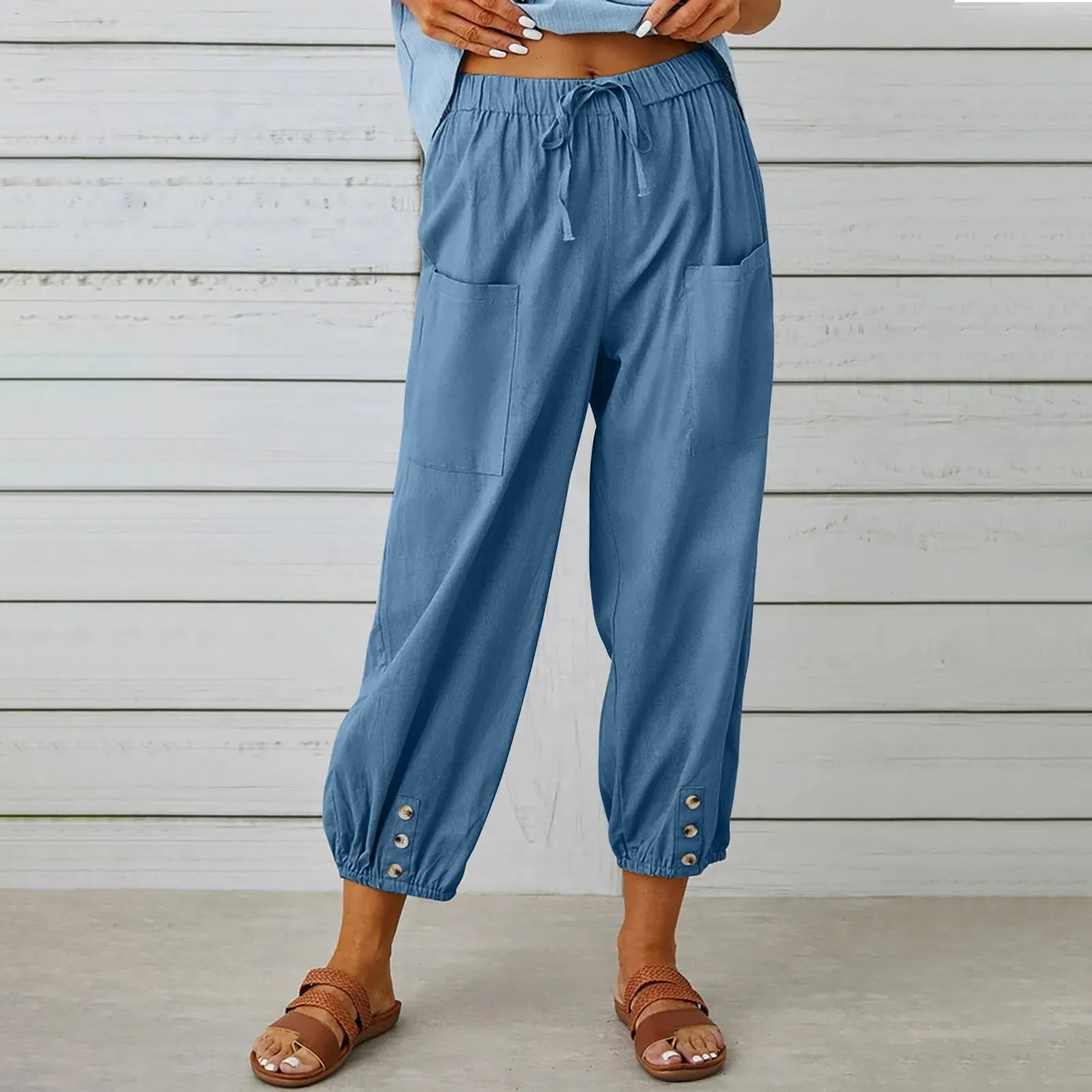 Elda Pants - Women's linen capri pants for relaxed comfort in a loose-fitting style