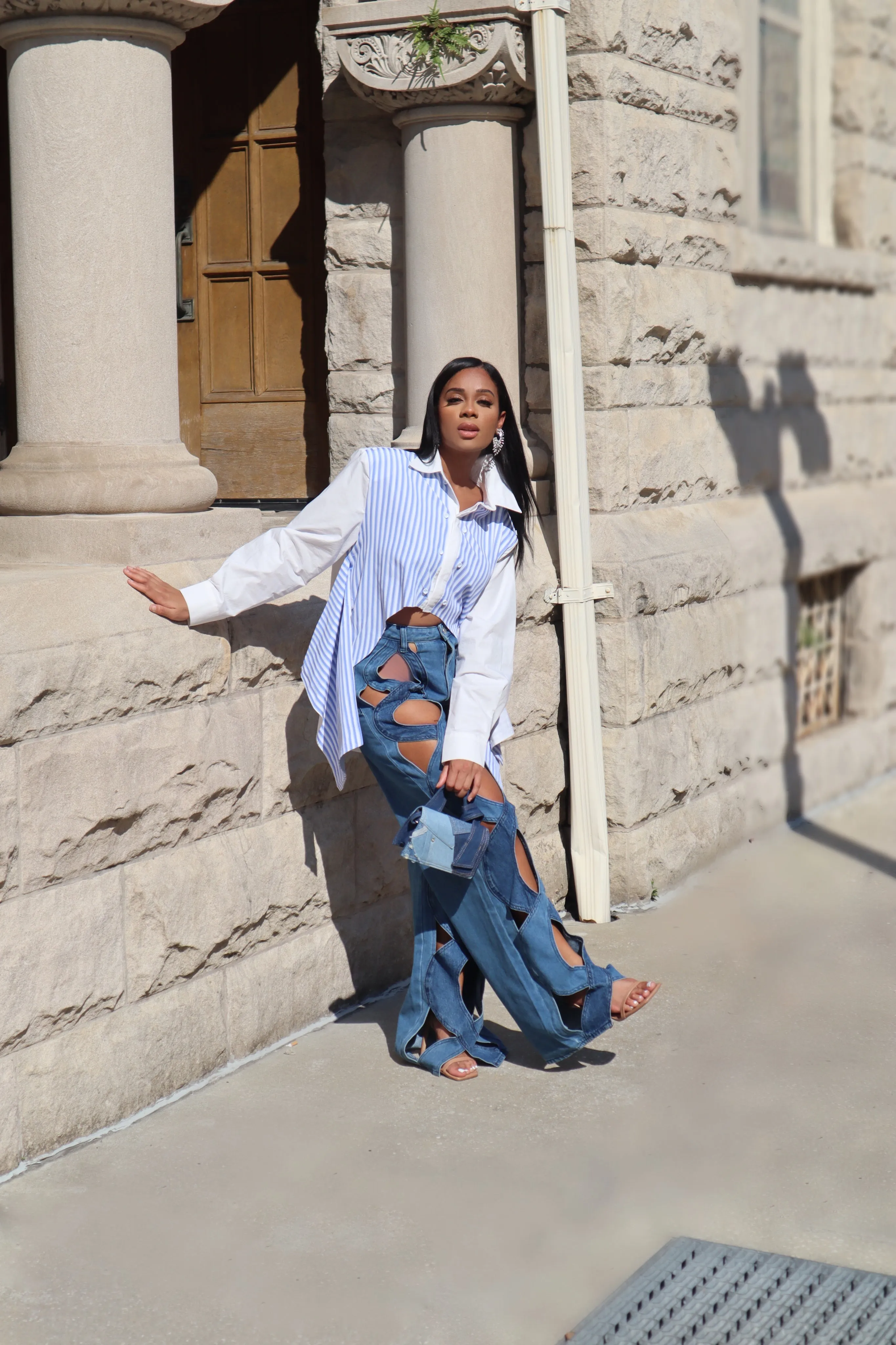Figure 8 Jeans SALE