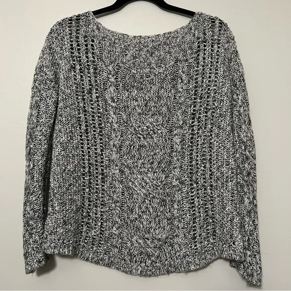 Free People Marled Cable Knit Sweater Size Medium Gray Chunky Open Weave Boho
