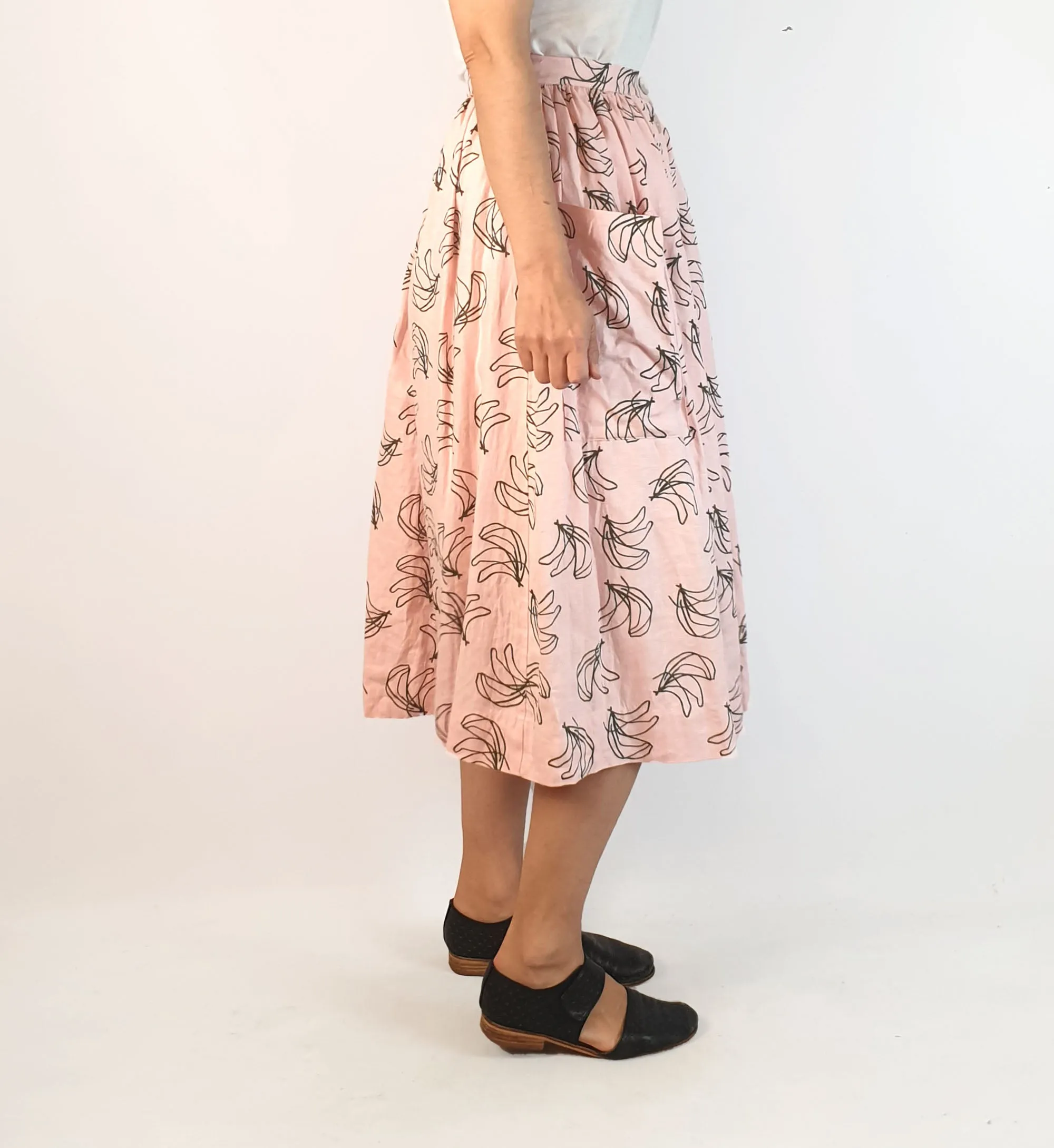 Gorman pink linen banana print skirt size 8