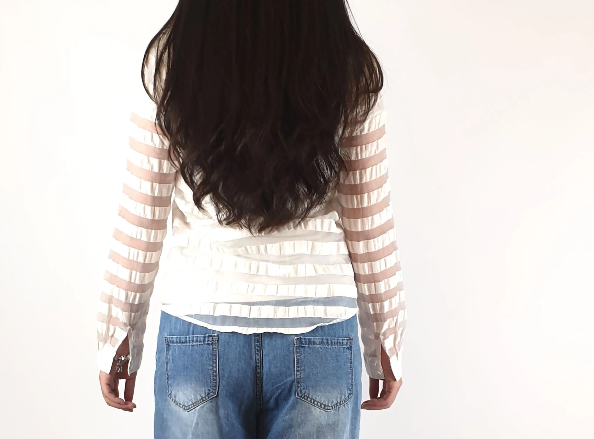 Gorman white striped sheer long sleeve shirt size 8 (best fits size 6)
