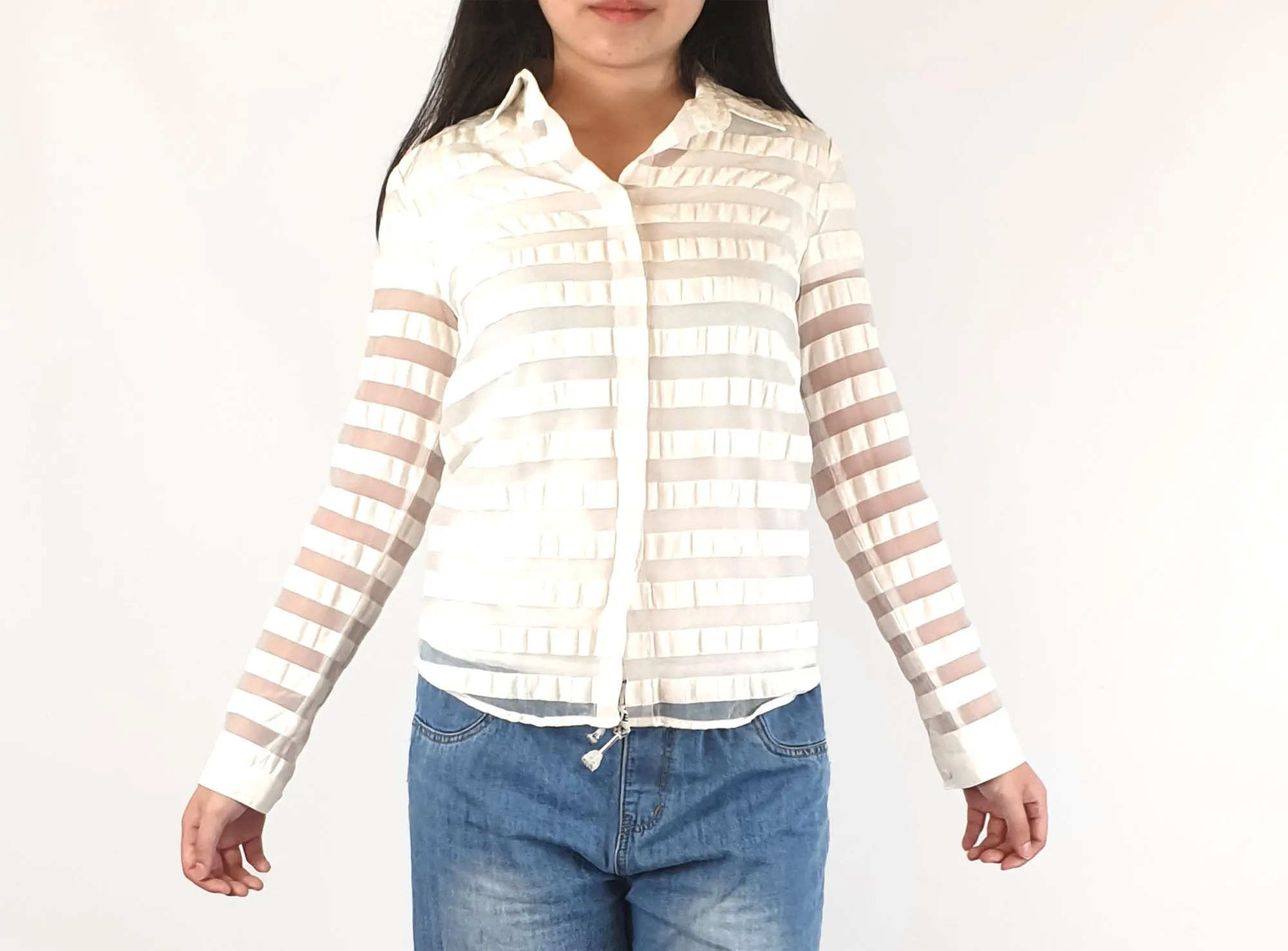 Gorman white striped sheer long sleeve shirt size 8 (best fits size 6)