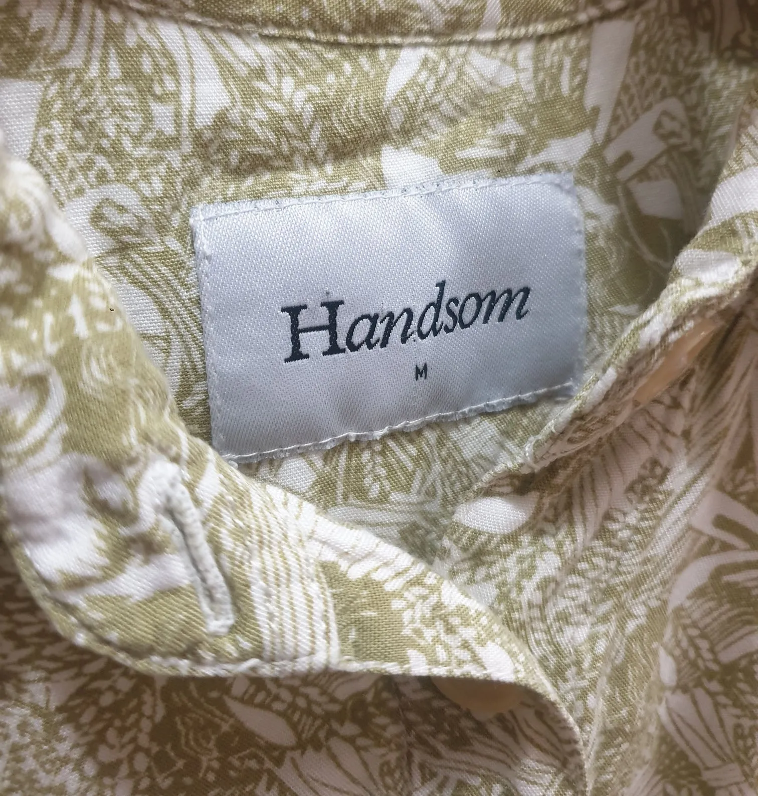 Handsom green print short sleeve shirt size 10