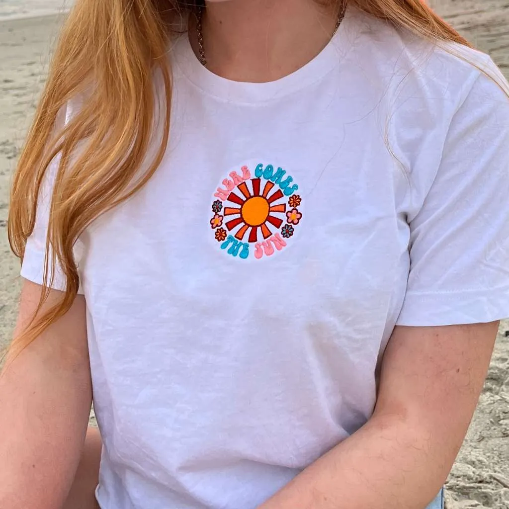 Here comes the sun Crop Top