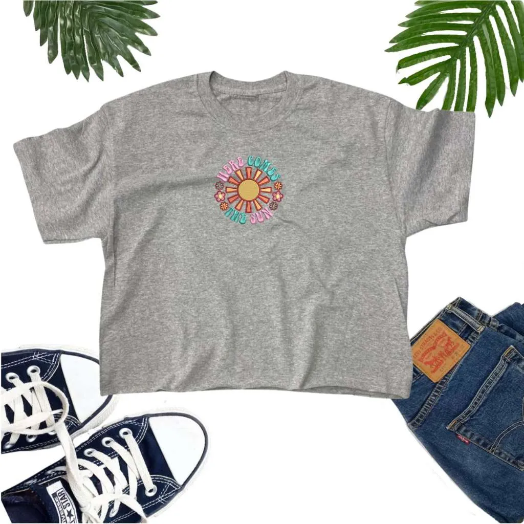 Here comes the sun Crop Top