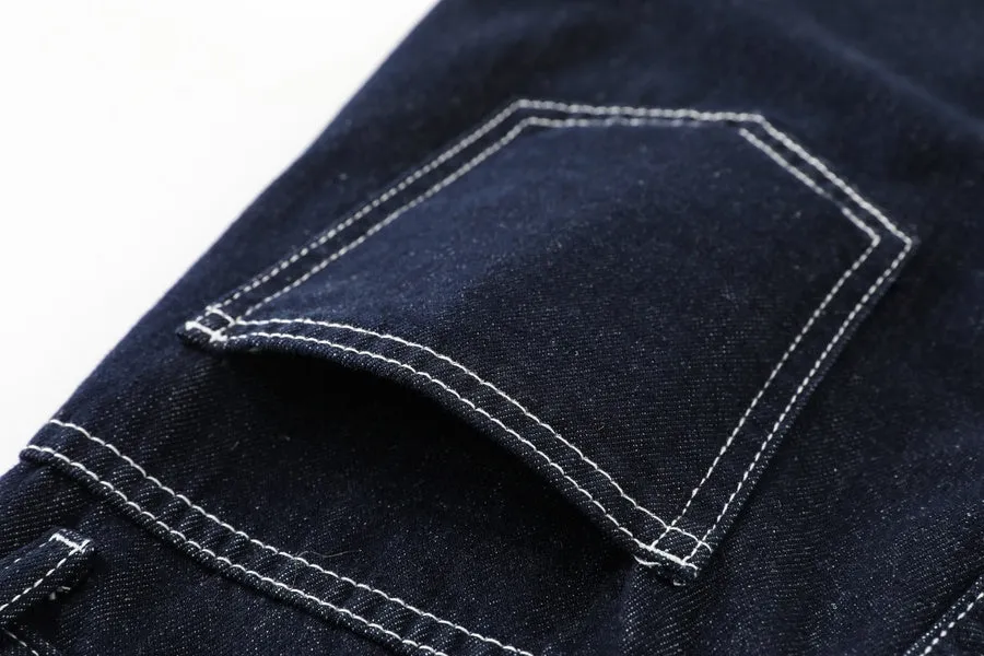 High-Quality Straight Leg Jeans for Women with Minimalist Style