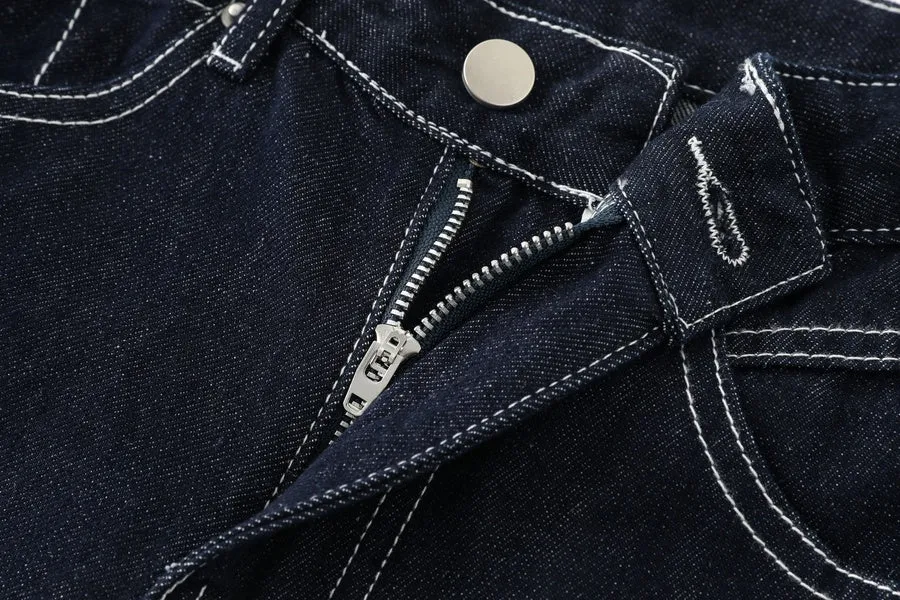 High-Quality Straight Leg Jeans for Women with Minimalist Style