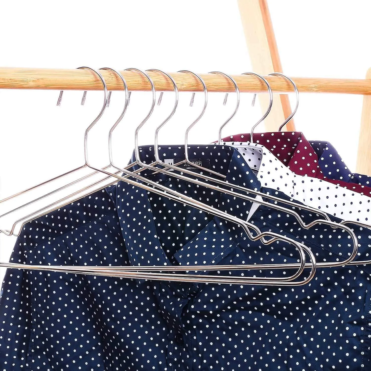 Jetdio 17.7" Stainless Steel Strong Metal Wire Hangers Clothes Hangers, Coat Hanger, Standard Suit Hangers, Everyday Use Hangers, 30 Pack