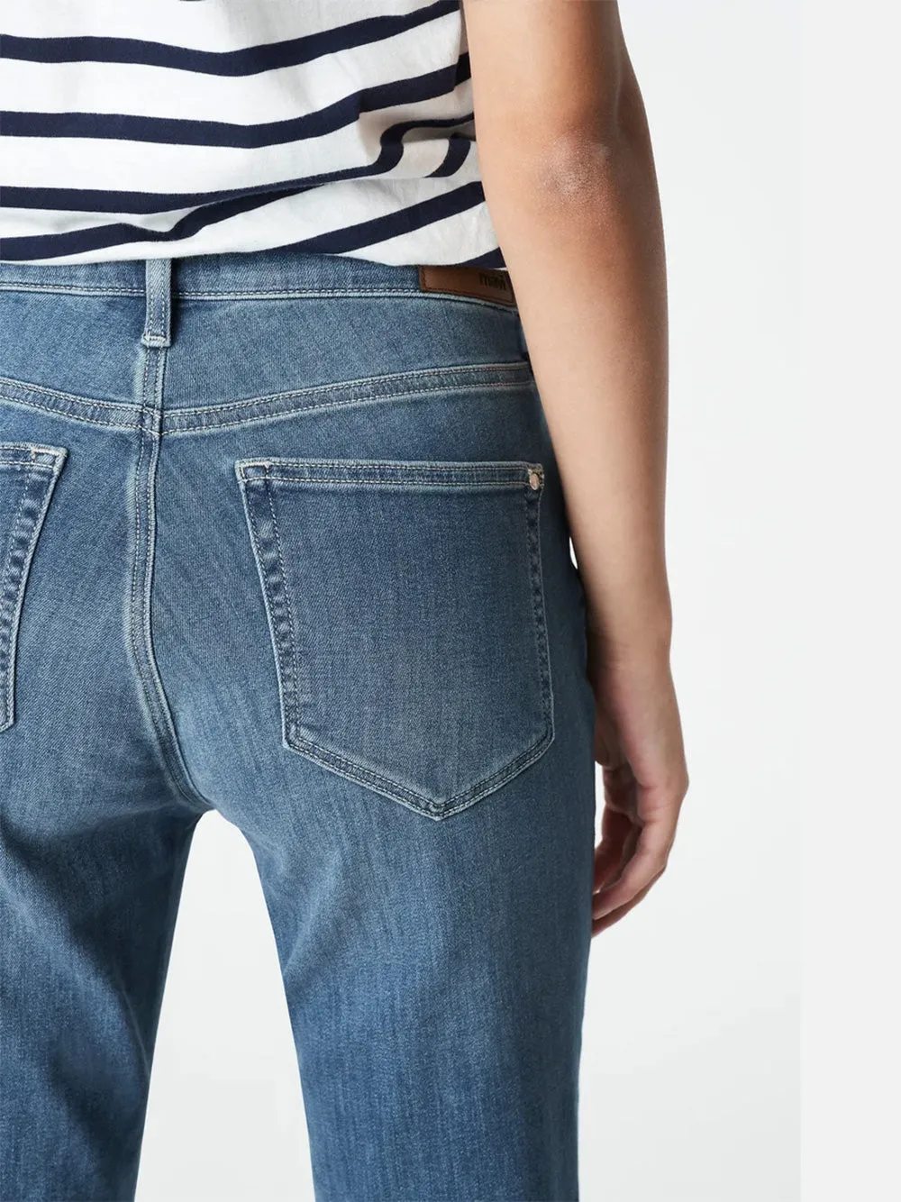Kathleen Jeans - Light Brushed Feather Blue