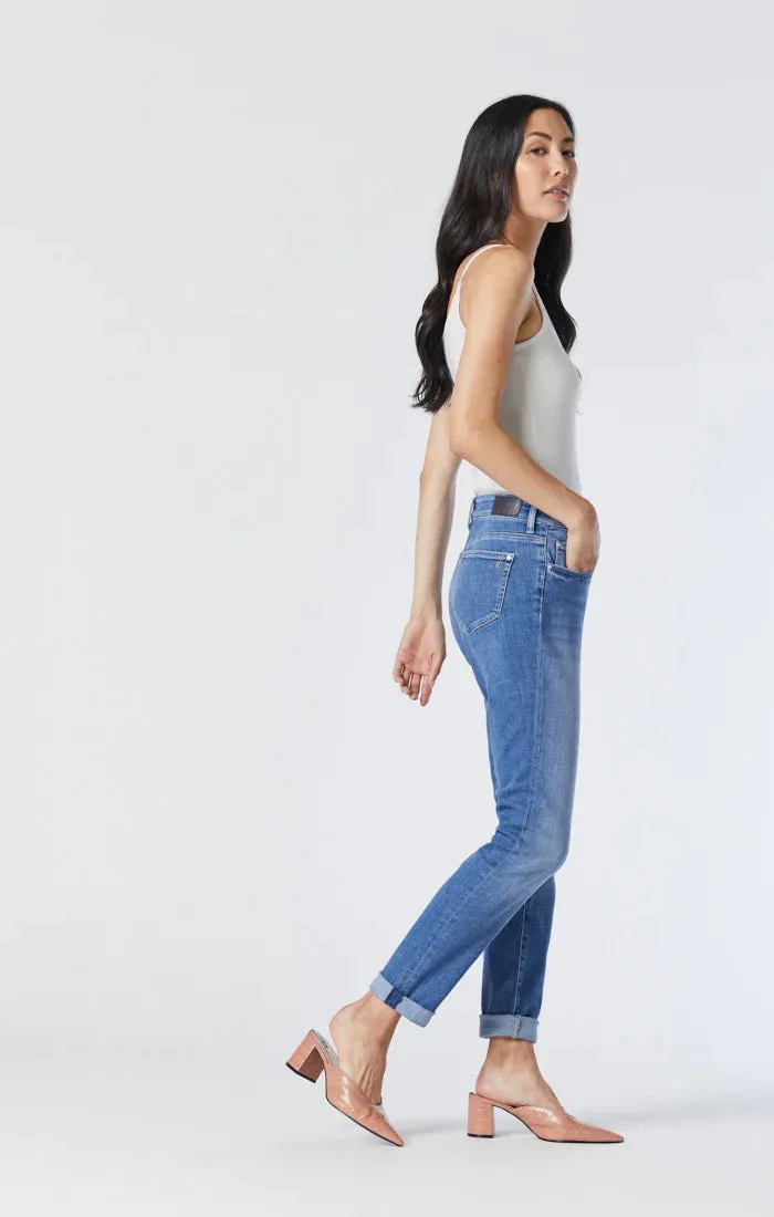 Kathleen | Mid Feather Blue