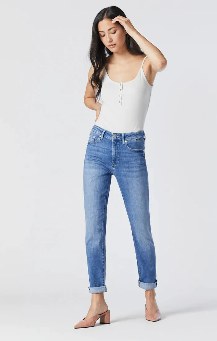 Kathleen | Mid Feather Blue