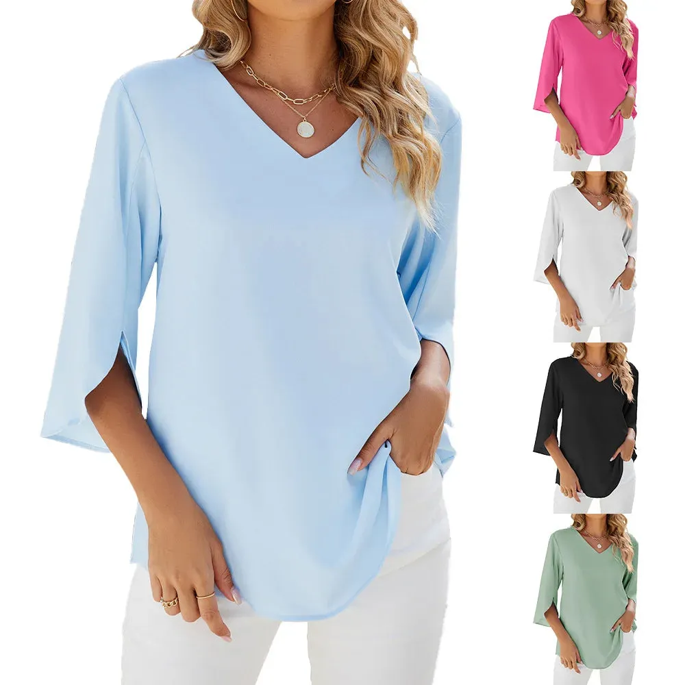 Lady blouse with v-neck and 3/4 sleeves