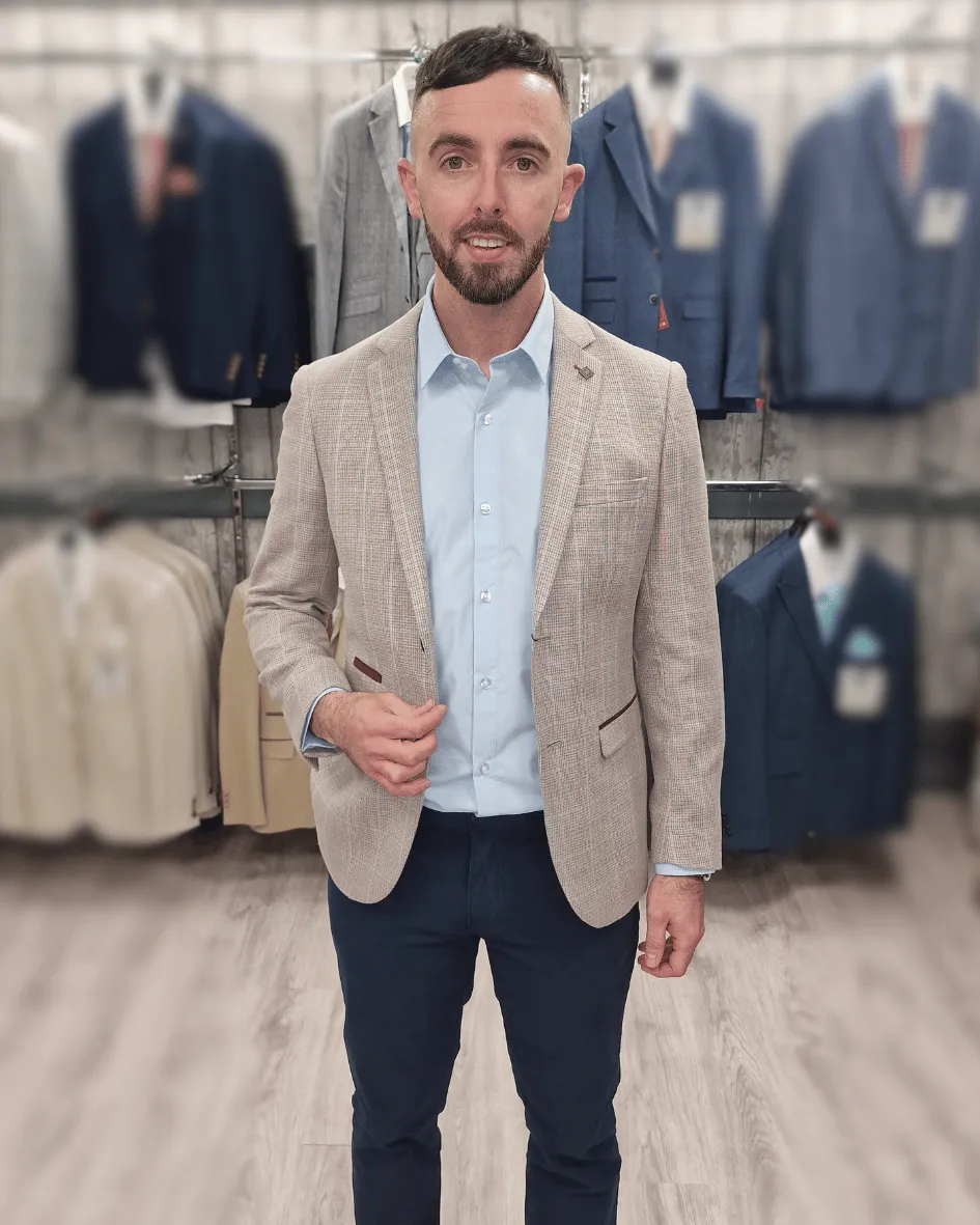 Leo Beige Jacket with Navy Chino