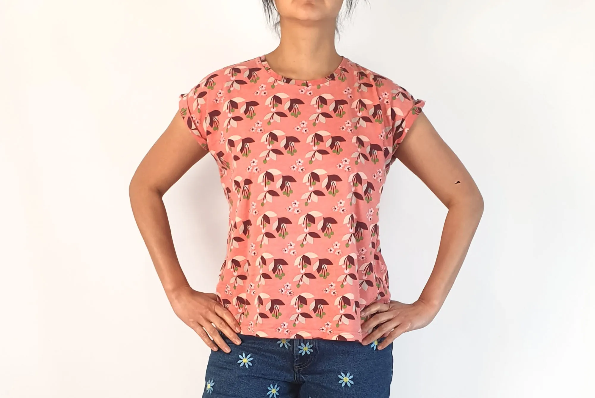 Leonard St pink top with cute flower print size 10