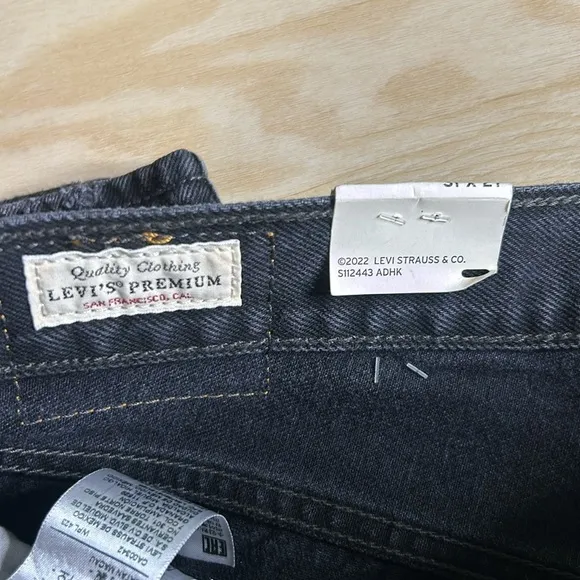Levi's Premium Ribcage Straight Ankle Women’s Jeans