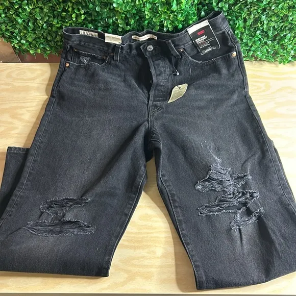 Levi's Premium Ribcage Straight Ankle Women’s Jeans