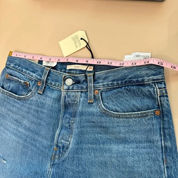 Levi's Premium Wedgie Jeans Button Fly High Rise 100% Cotton Size 29 NWT