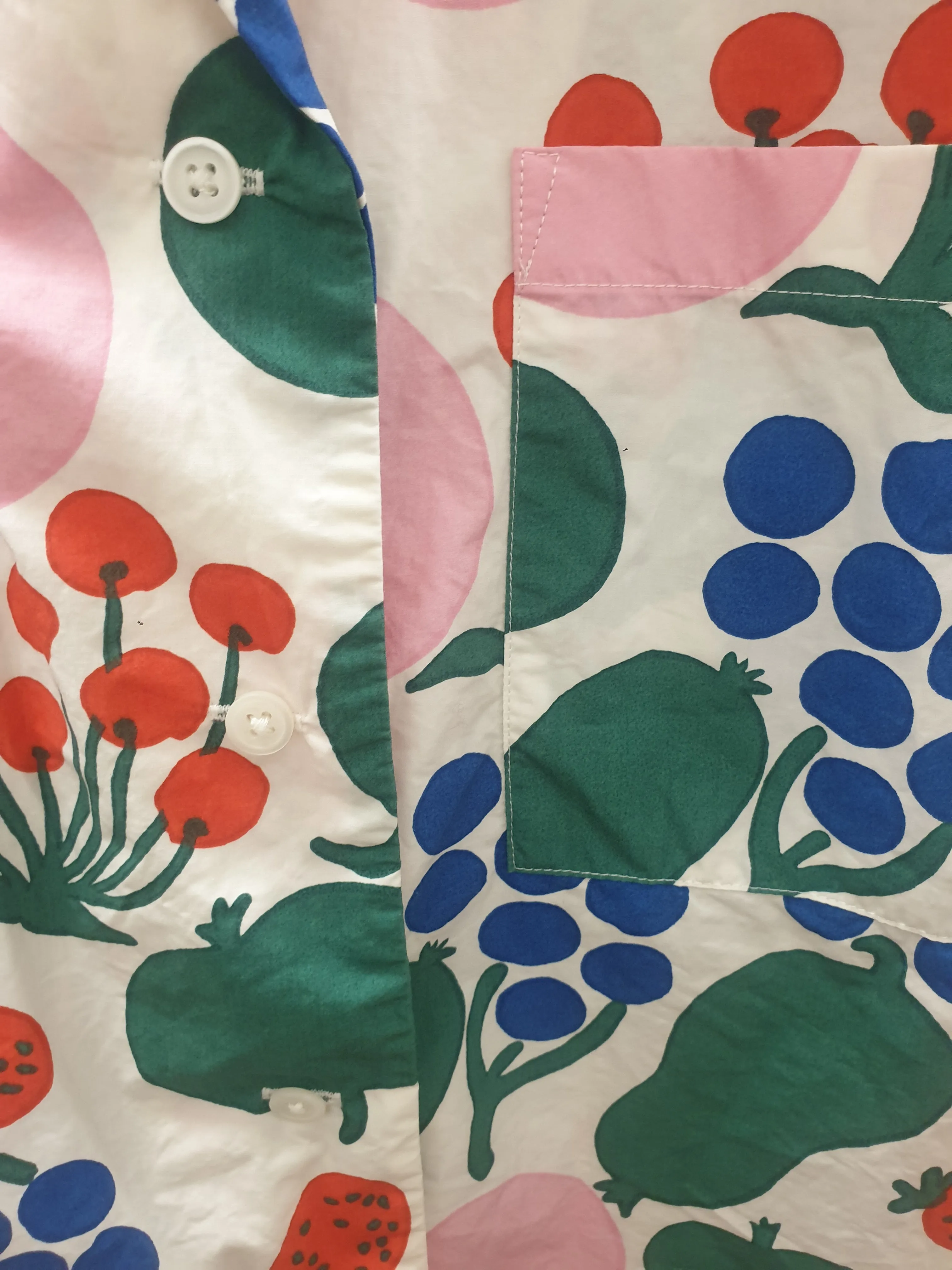 Maimekko   Uniqlo colourful shirt size S