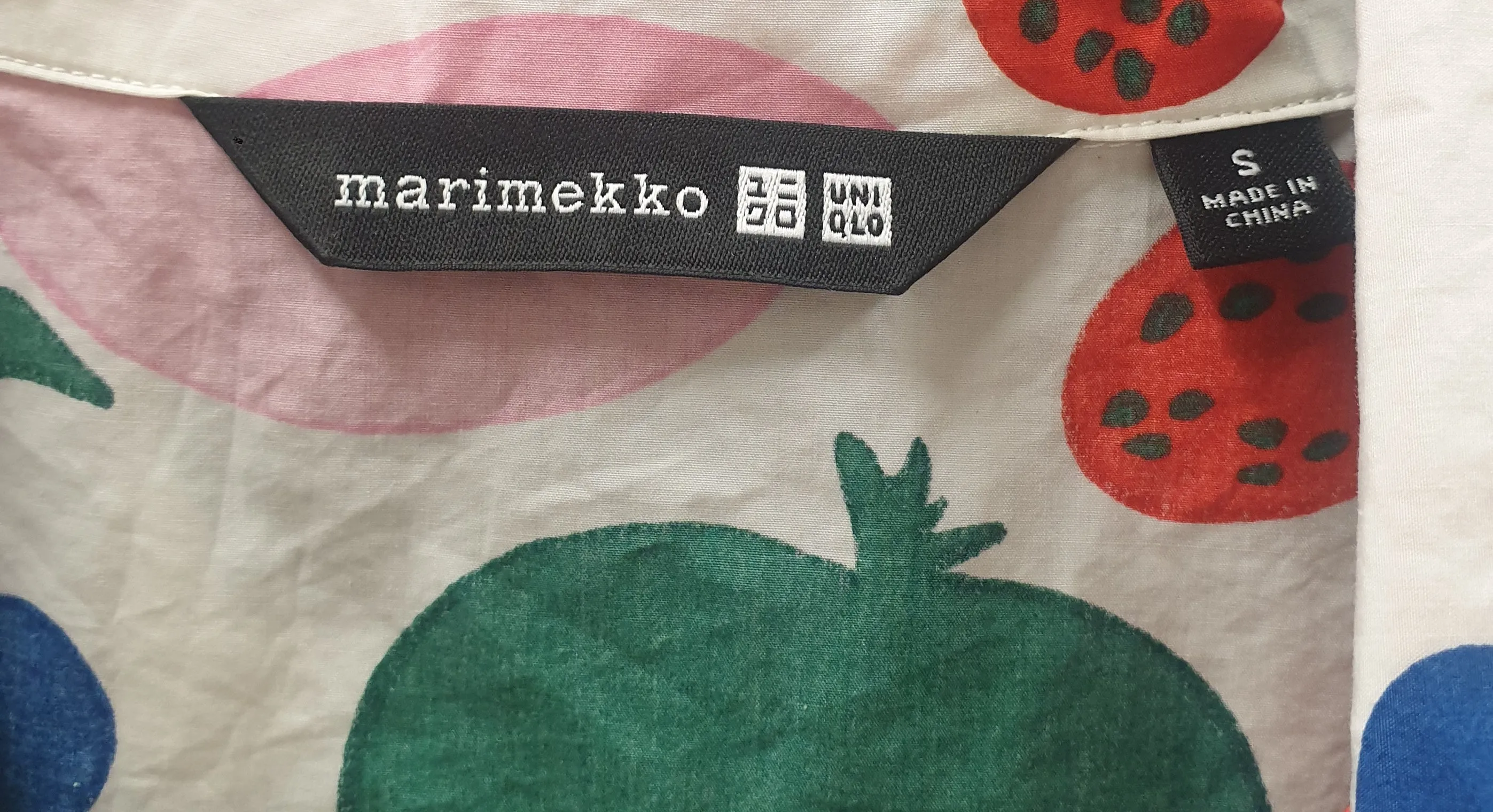 Maimekko   Uniqlo colourful shirt size S